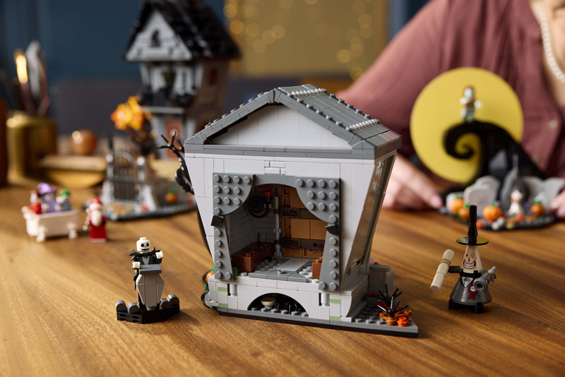 LEGO Nightmare before Christmas 21351 Lifestyle Set Detail