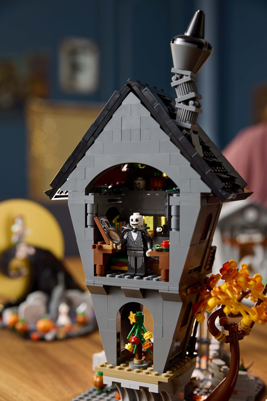 LEGO Nightmare before Christmas 21351 Lifestyle Set Detail