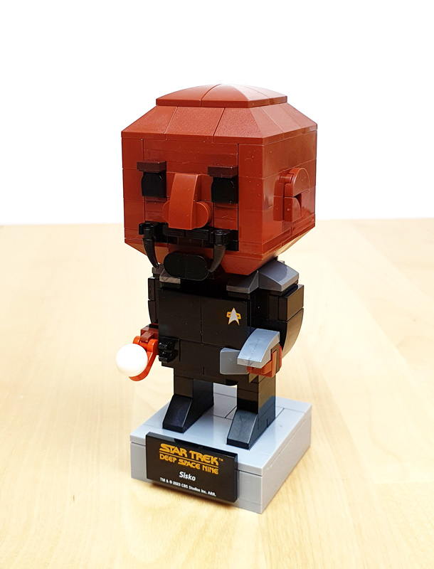 BlueBrixx Star Trek Brick Buddies Sisko 105704 gebaut schräg