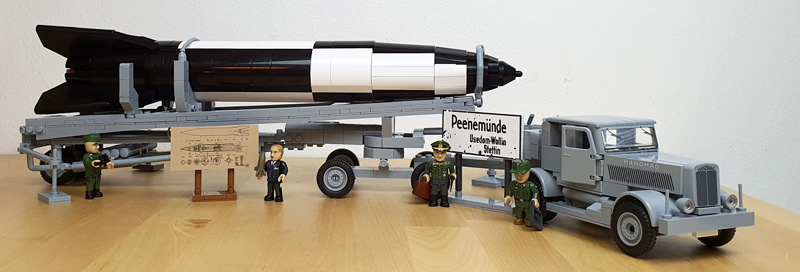 COBI Limited Edition 3119 V2 Rocket & SS100 Transporter Set gebaut vollständig Figuren