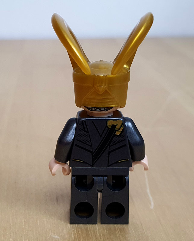 LEGO Marvel Avengers Heft 26 Loki Minifigur Rückseite ohne Umhang