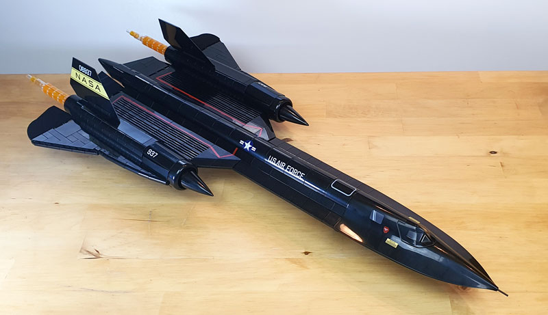 COBI Blackbird 5890 Executive Edition Set gebaut schräge Ansicht