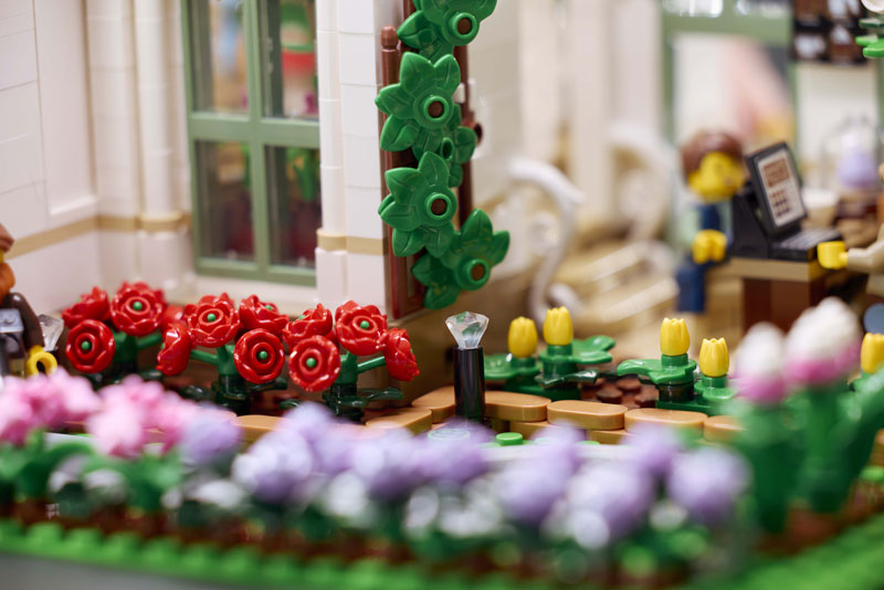 LEGO Ideas Botanischer Garten 21353 Set Detail Pflanzen