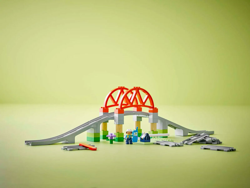 LEGO Duplo Neuheiten Eisenbahn Erweiterung Brücke 10426 Set Inhalt