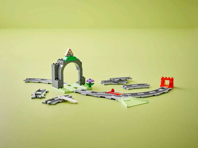 LEGO Duplo Neuheiten Eisenbahn Erweiterung Tunnel 10425 Set Inhalt