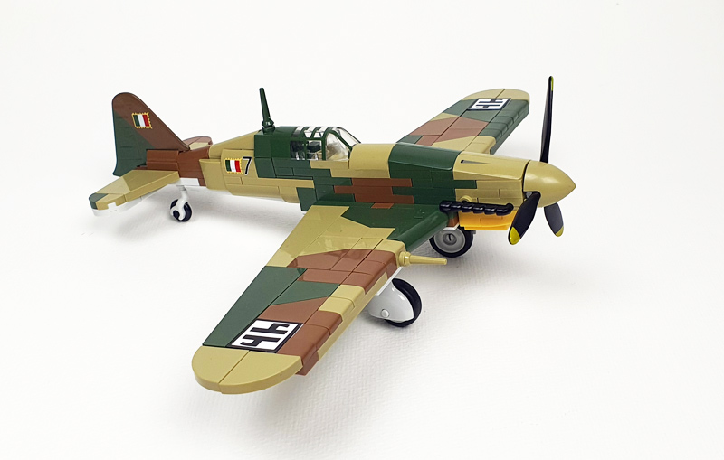 COBI 5867 Fiat G.55 Centauro aufgebaut schräge Ansicht