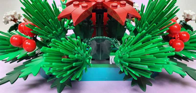 LEGO Weihnachtsgesteck 40743 aufgebaut Detail