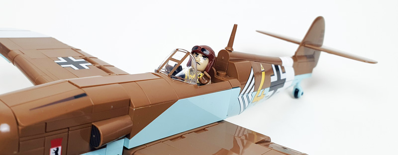 COBI Messerschmitt Bf 109 G 5761 Set aufgebaut mit Figur