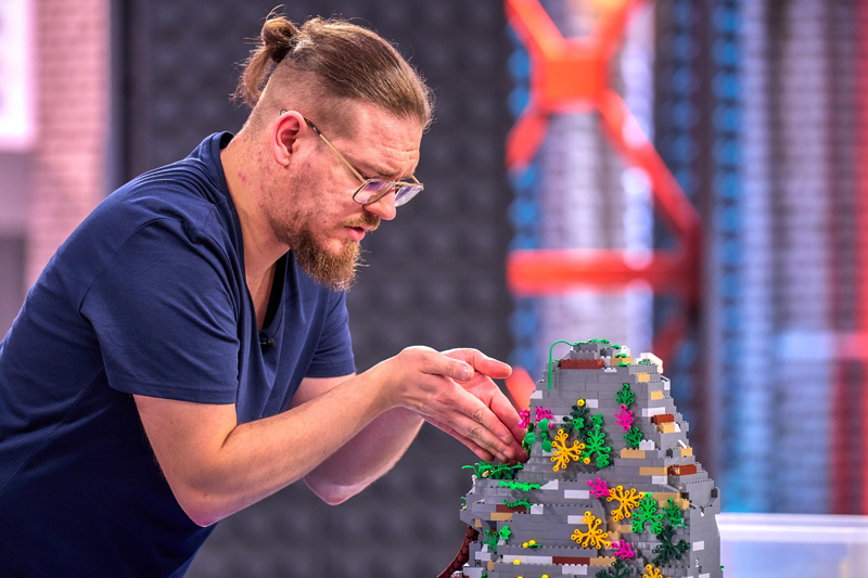 LEGO Masters 2025 Teilnehmer Tobias Tobi Nieder