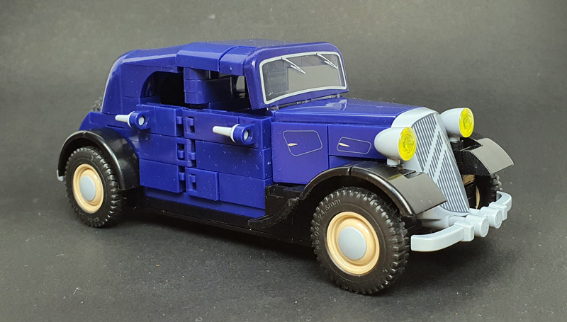 COBI Citroen Traction 7A 2263 aufgebaut