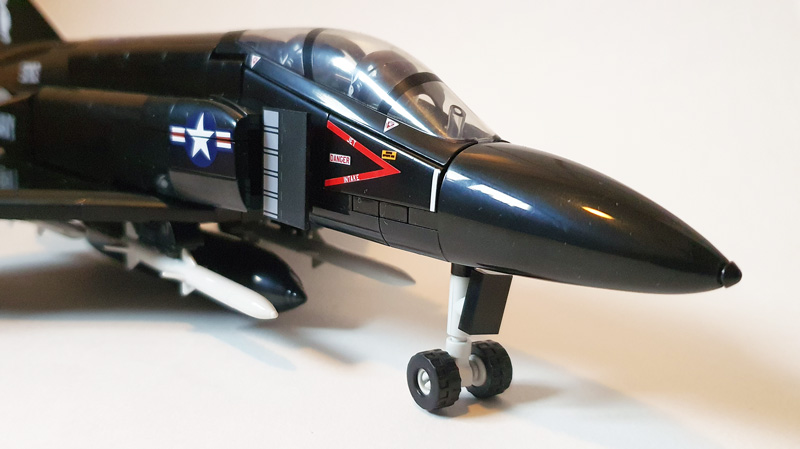 COBI 5899 F-4S Phantom II Black Bunny Review Set aufgebaut